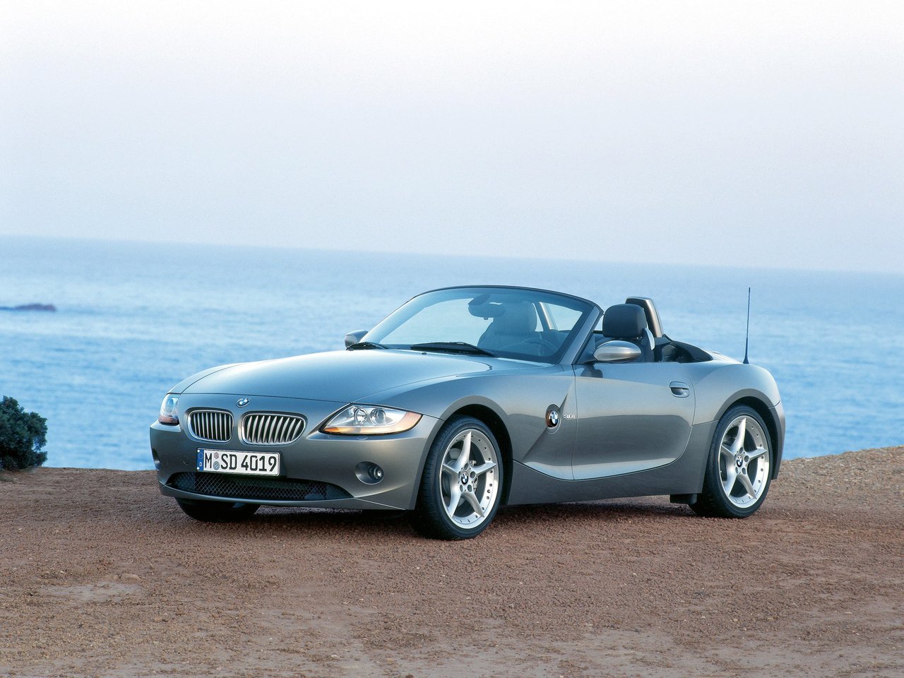 BMW Z4 I E85/E86 (Родстер, 2003-2006)