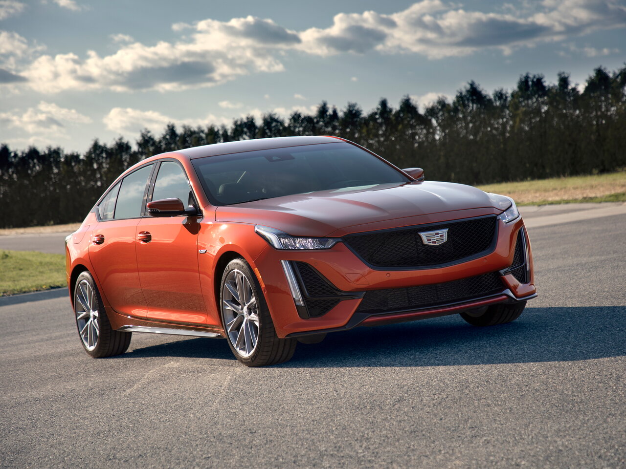 Cadillac CT5-V I (Седан, 2019-н.в.)