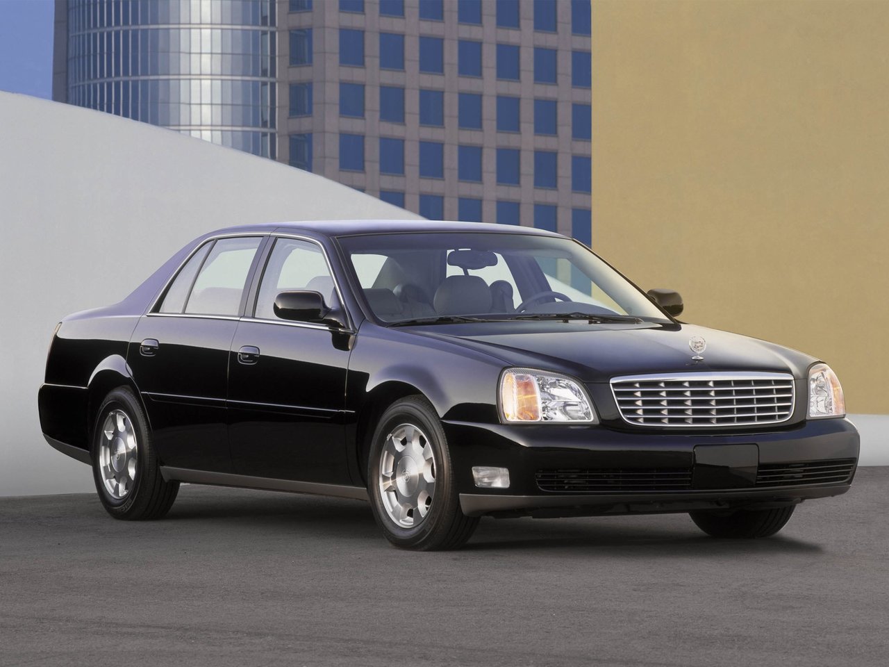 Cadillac De Ville VIII (Седан, 1999-2005)