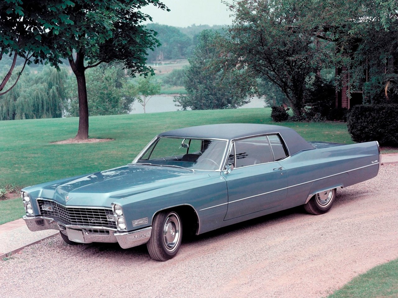 Cadillac De Ville III (Купе, 1965-1970)