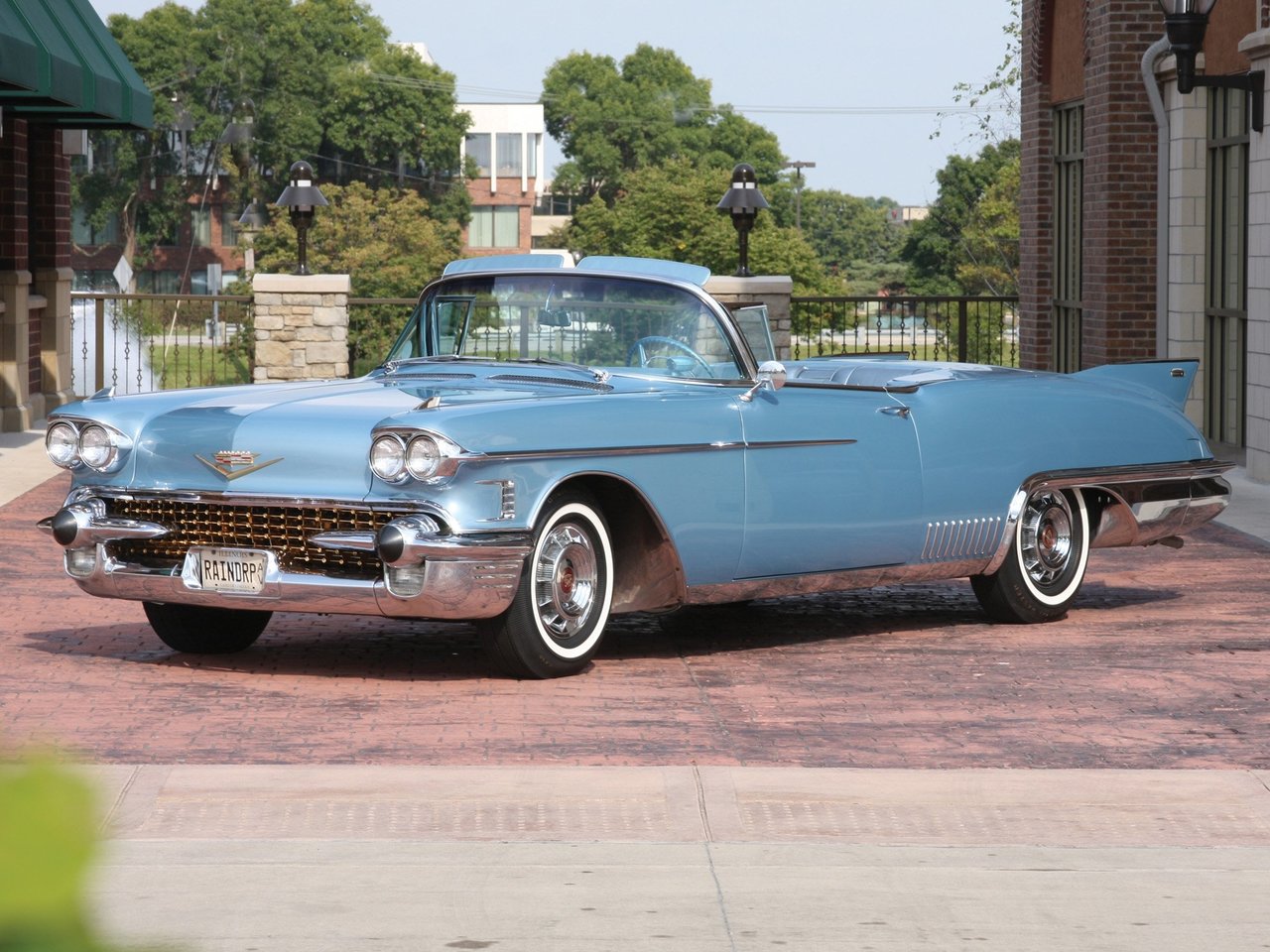 Cadillac Eldorado III (Кабриолет, 1957-1959)