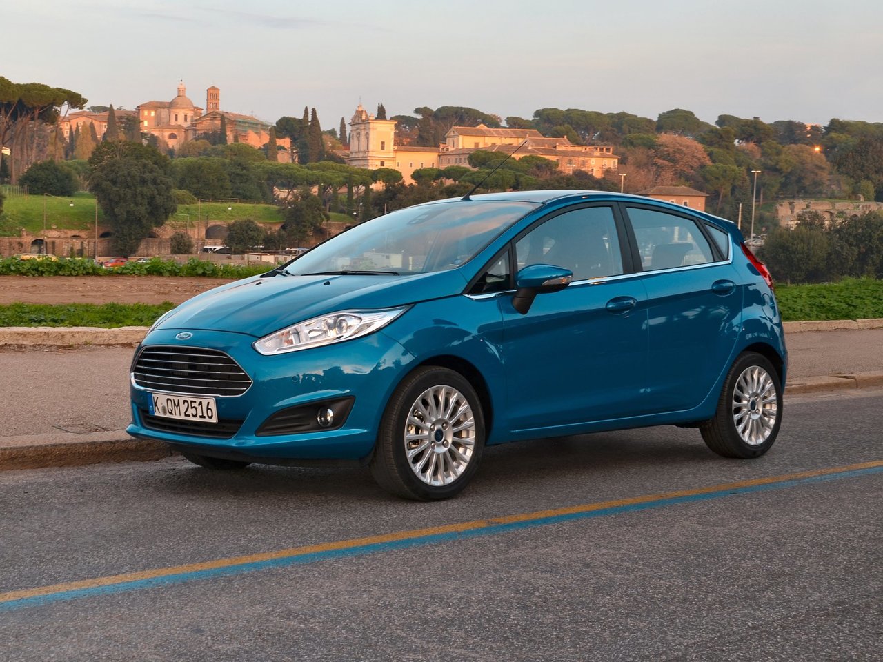 Ford Fiesta Mk6 Рестайлинг (Хэтчбек 5 дверей, 2013-н.в.)