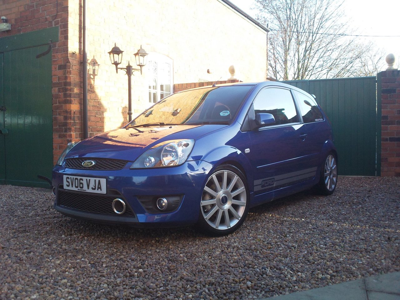 Ford Fiesta ST V Рестайлинг (Хэтчбек 3 двери, 2005-2008)