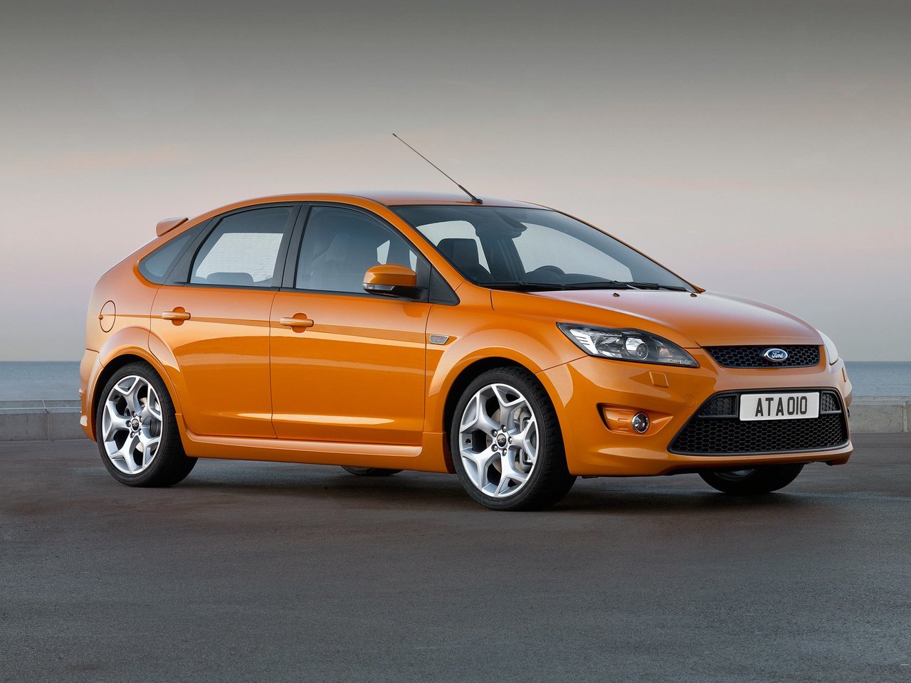 Ford Focus ST II Рестайлинг (Хэтчбек 5 дверей, 2008-2011)