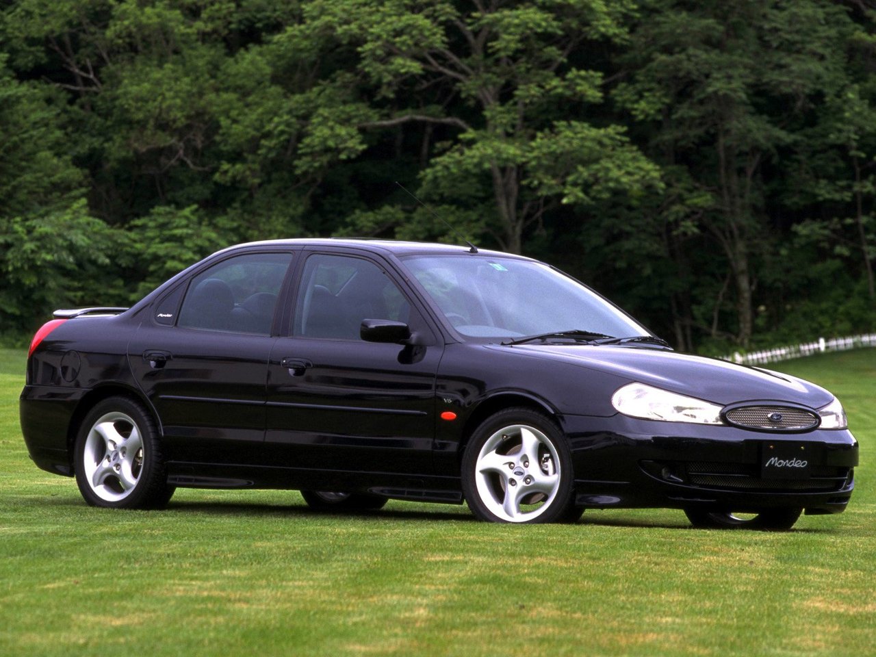 Ford Mondeo II (Седан, 1994-2001)