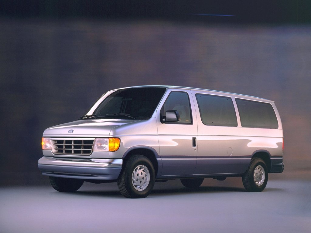 Ford Econoline IV (Минивэн, 1992-2013)