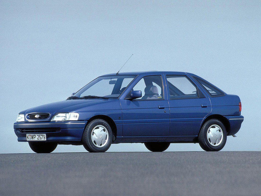 Ford Escort V Рестайлинг (Хэтчбек 5 дверей, 1991-1996)