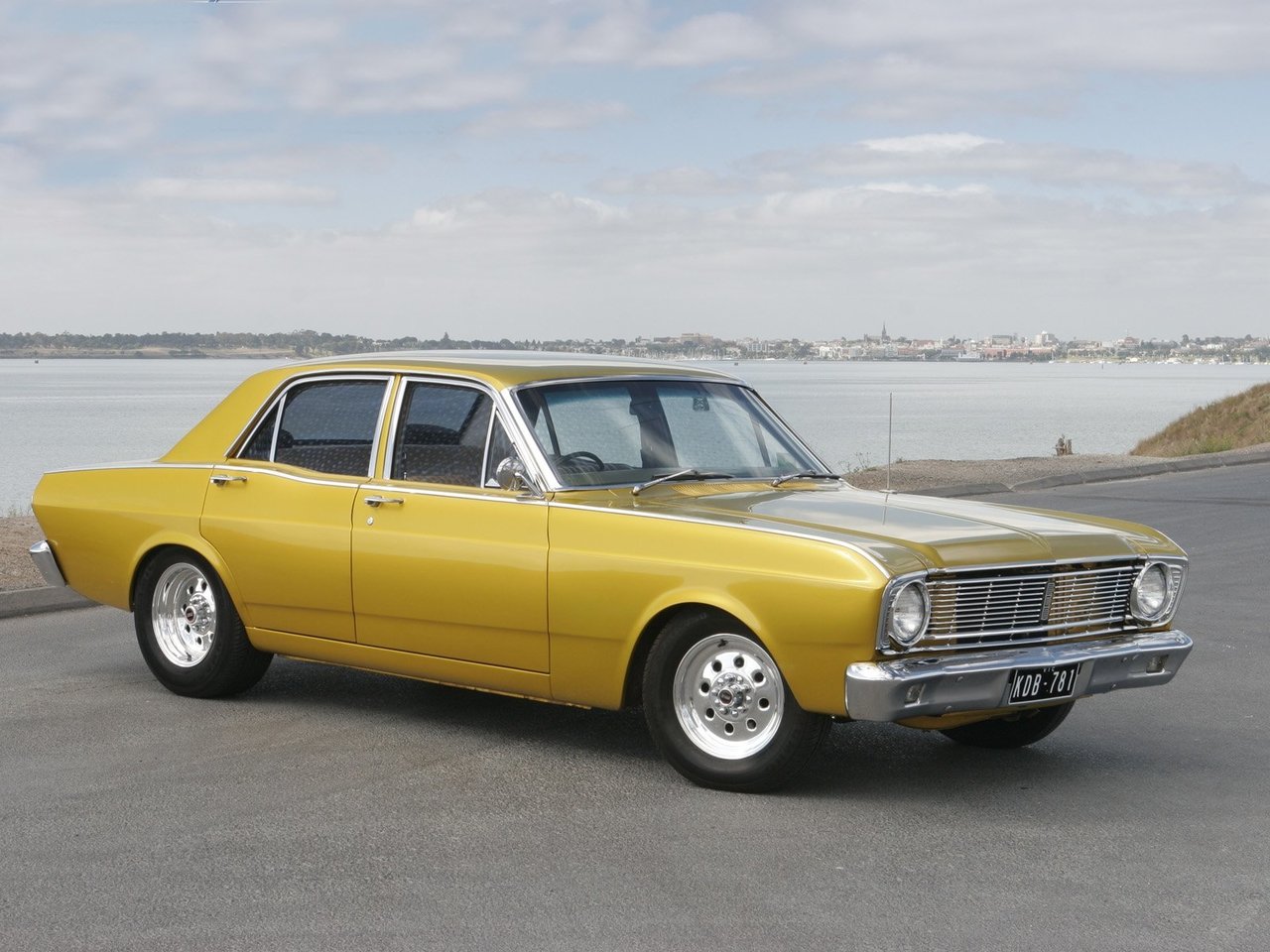 Ford Falcon II XR, XT, XW, XY (Седан, 1966-1972)