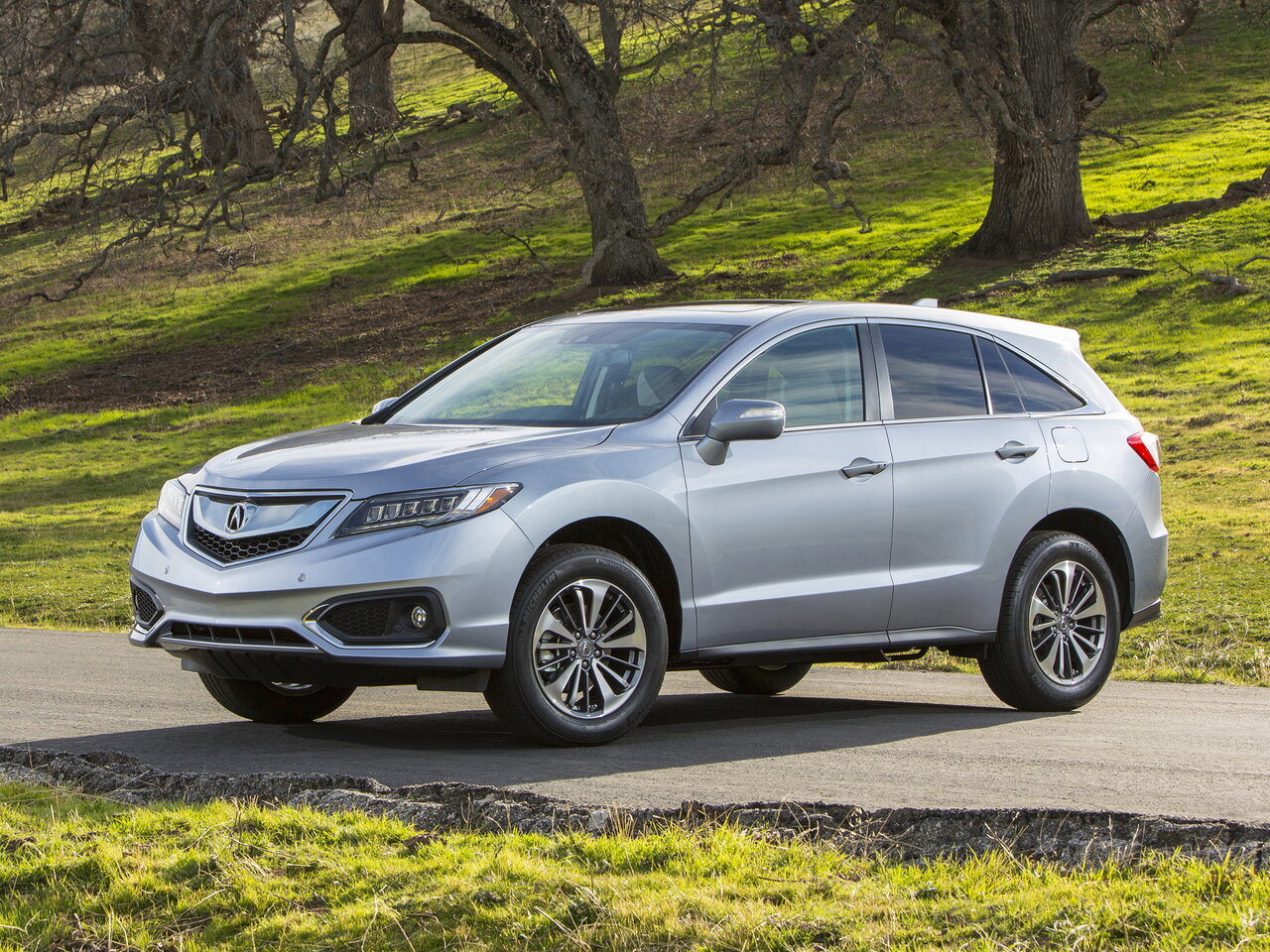 Acura RDX II Рестайлинг (Внедорожник 5 дверей, 2015-2018)