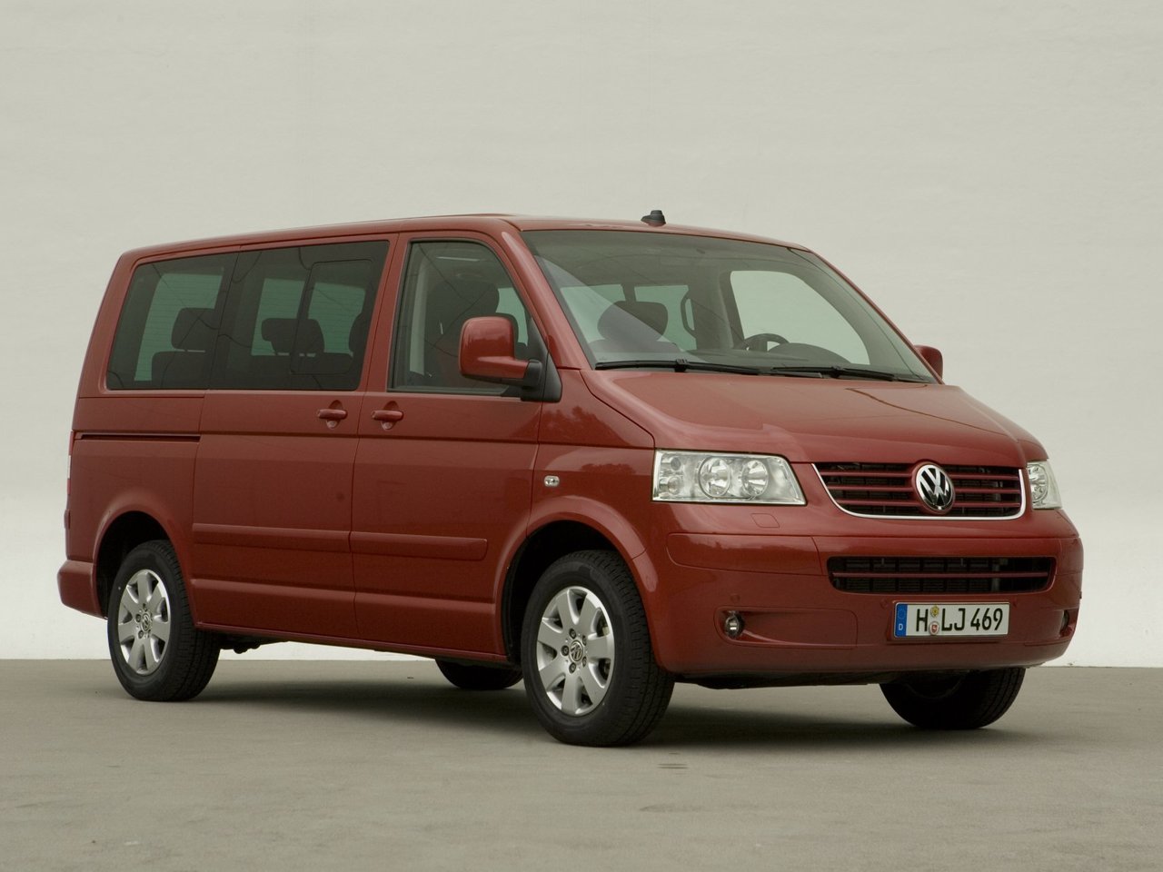 Volkswagen Multivan T5 (Минивэн, 2003-2009)