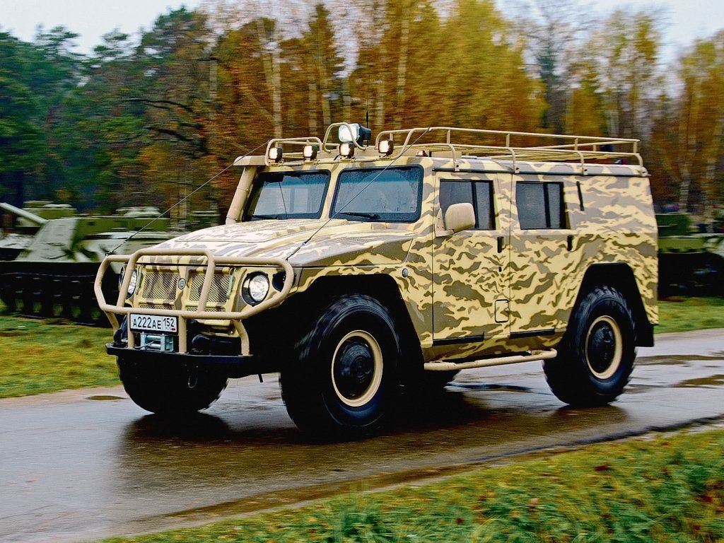 GAZ 2330 «Тигр» (Внедорожник 5 дверей, 2003-н.в.)
