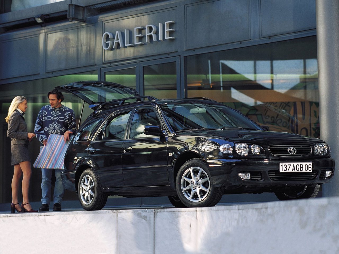 Toyota Corolla VIII E110 Рестайлинг (5-дверный универсал, 1999-2002)