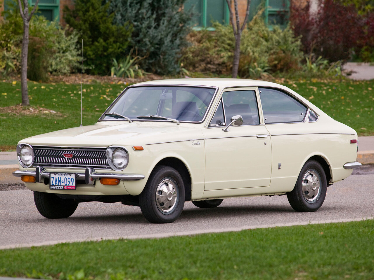 Toyota Corolla i E10 (Купе, 1966-1970)
