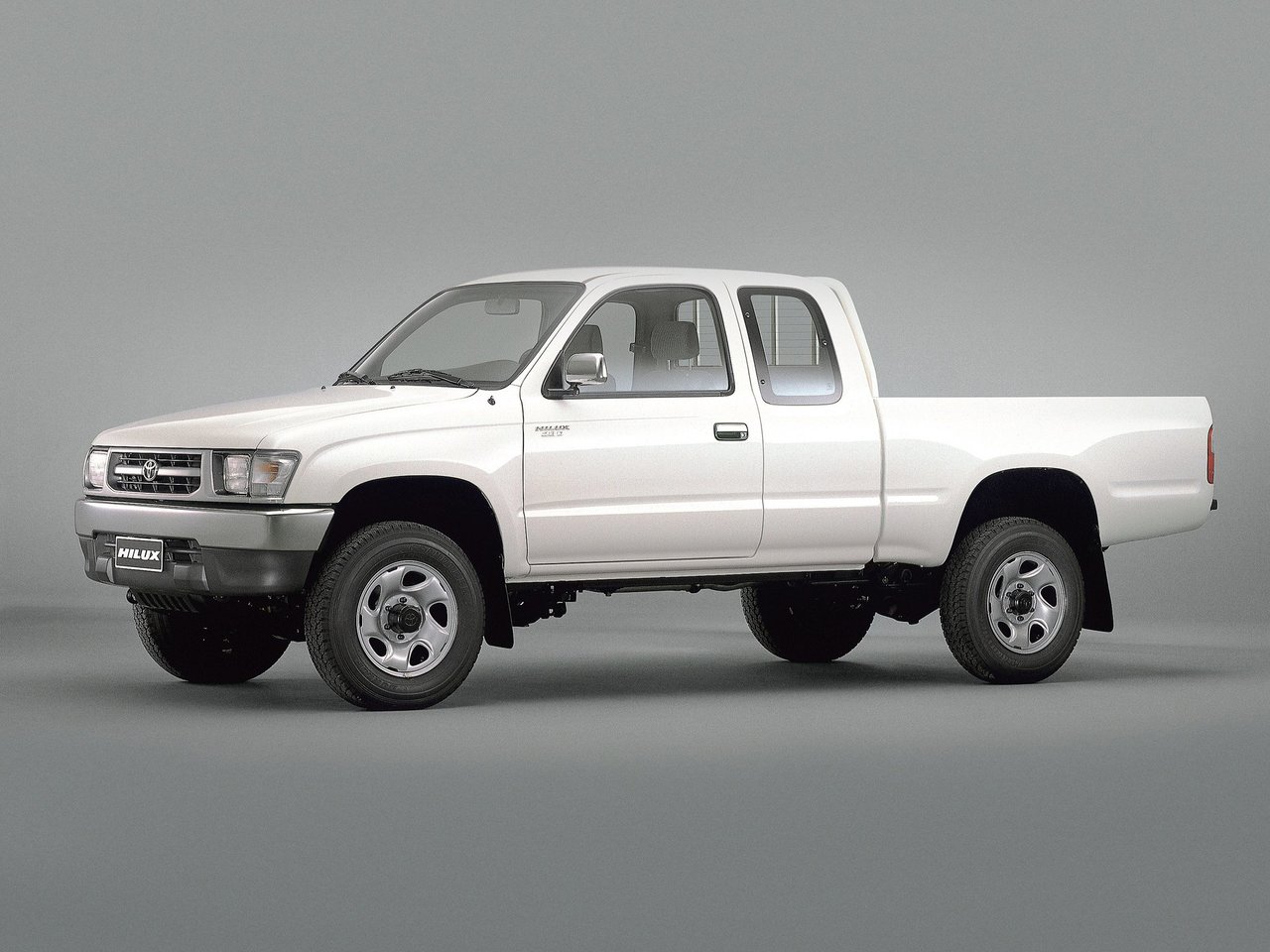 Toyota Hilux VI (Пикап Половина кабины, 1997-2001)