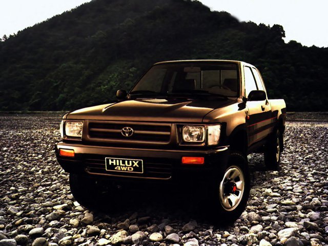 Toyota Hilux V (Пикап Половина кабины, 1988-2004)