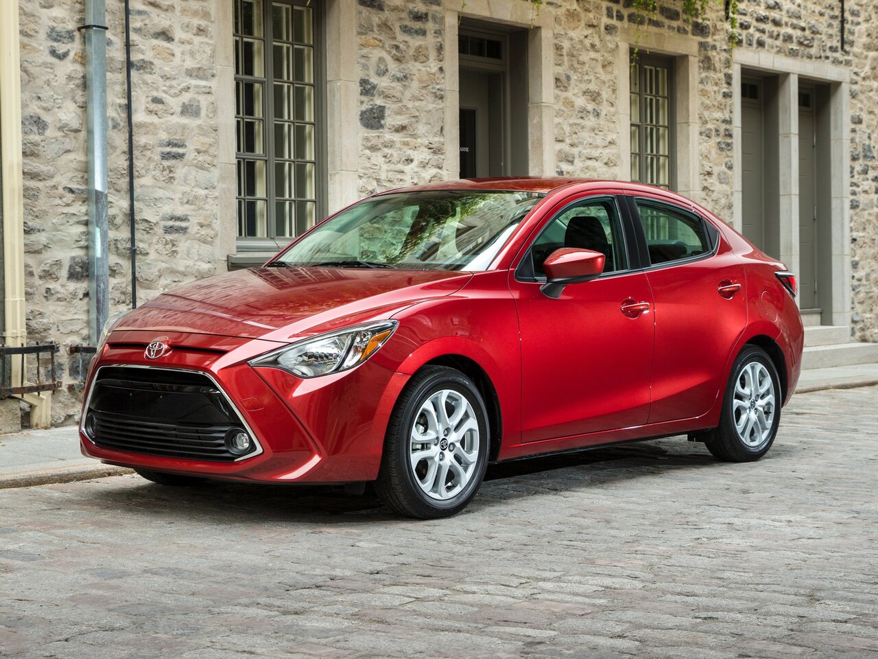 Toyota Yaris DJ/DL (Седан, 2016-2020)