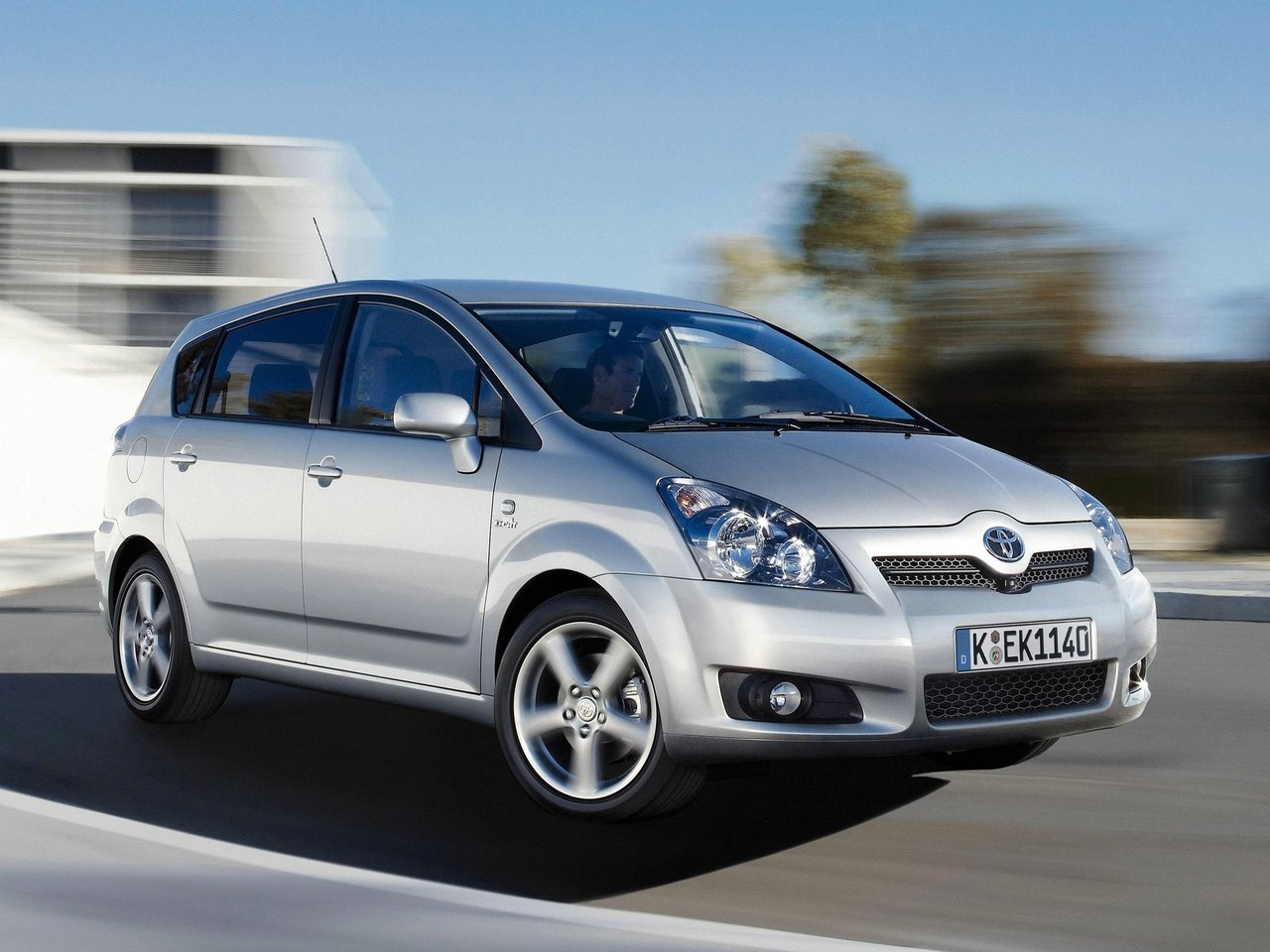Toyota Corolla Verso I Рестайлинг 2 (Компактвэн, 2007-2009)