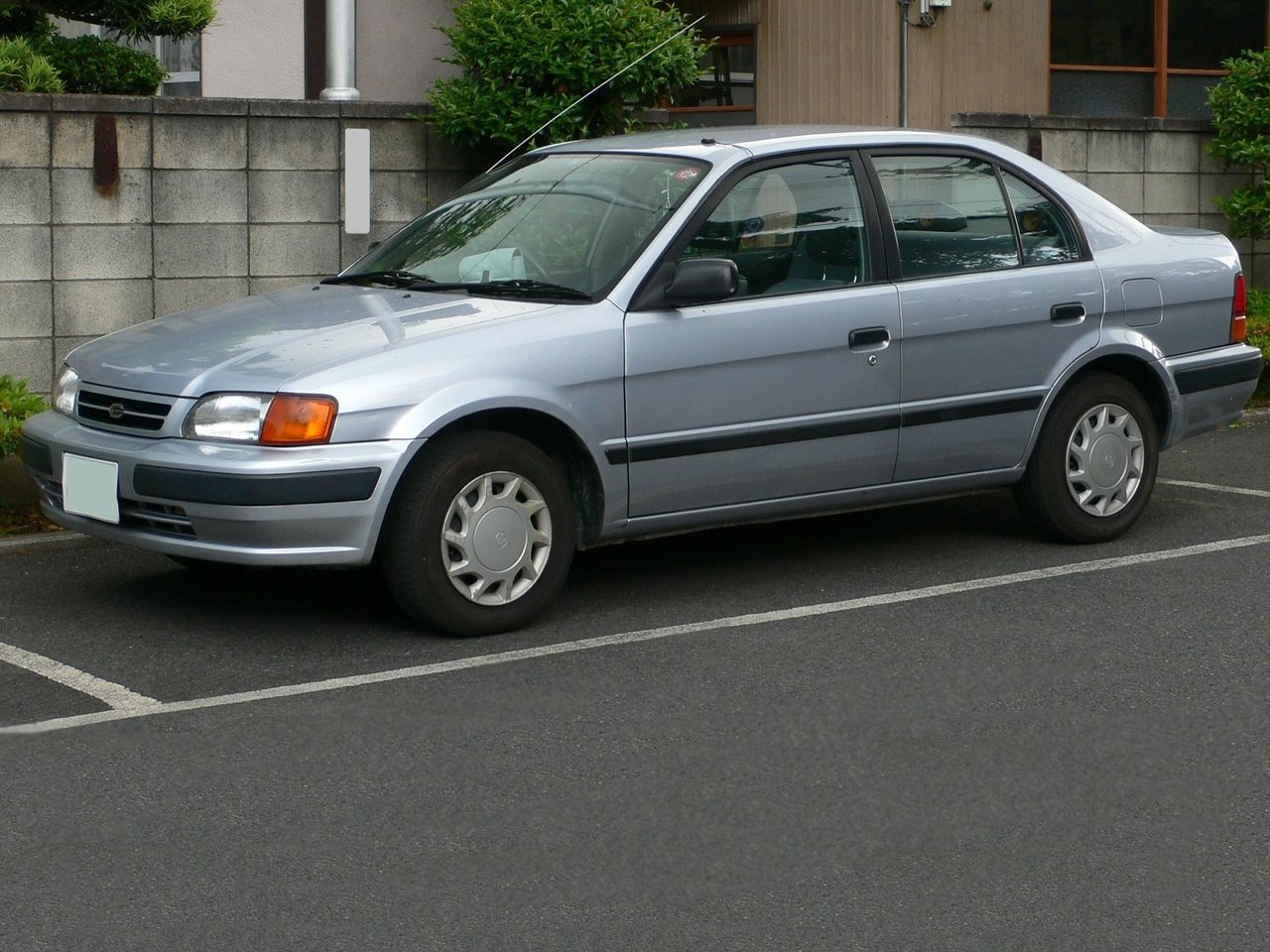 Toyota Corsa V L50 (Седан, 1994-1997)