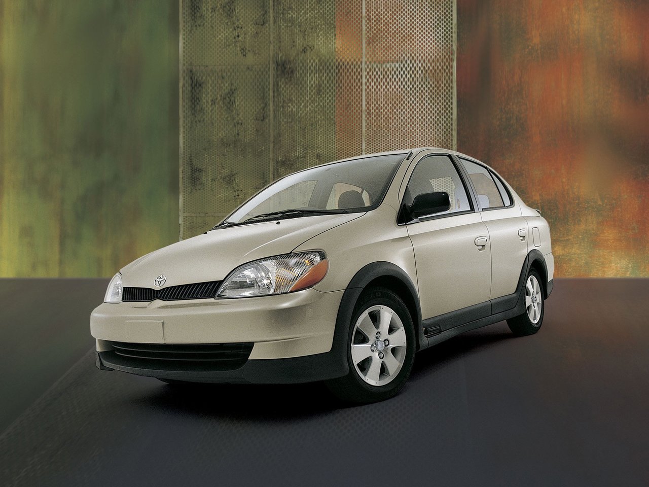 Toyota Echo (Седан, 1999-2005)