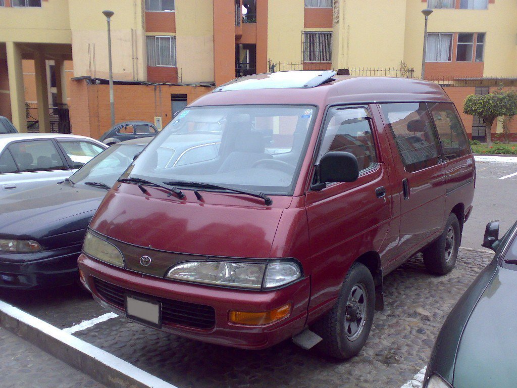 Toyota LiteAce IV (Минивэн, 1992-1996)
