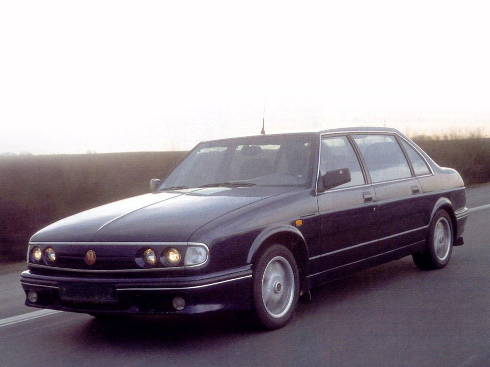 Tatra T700 (Седан, 1996-1999)