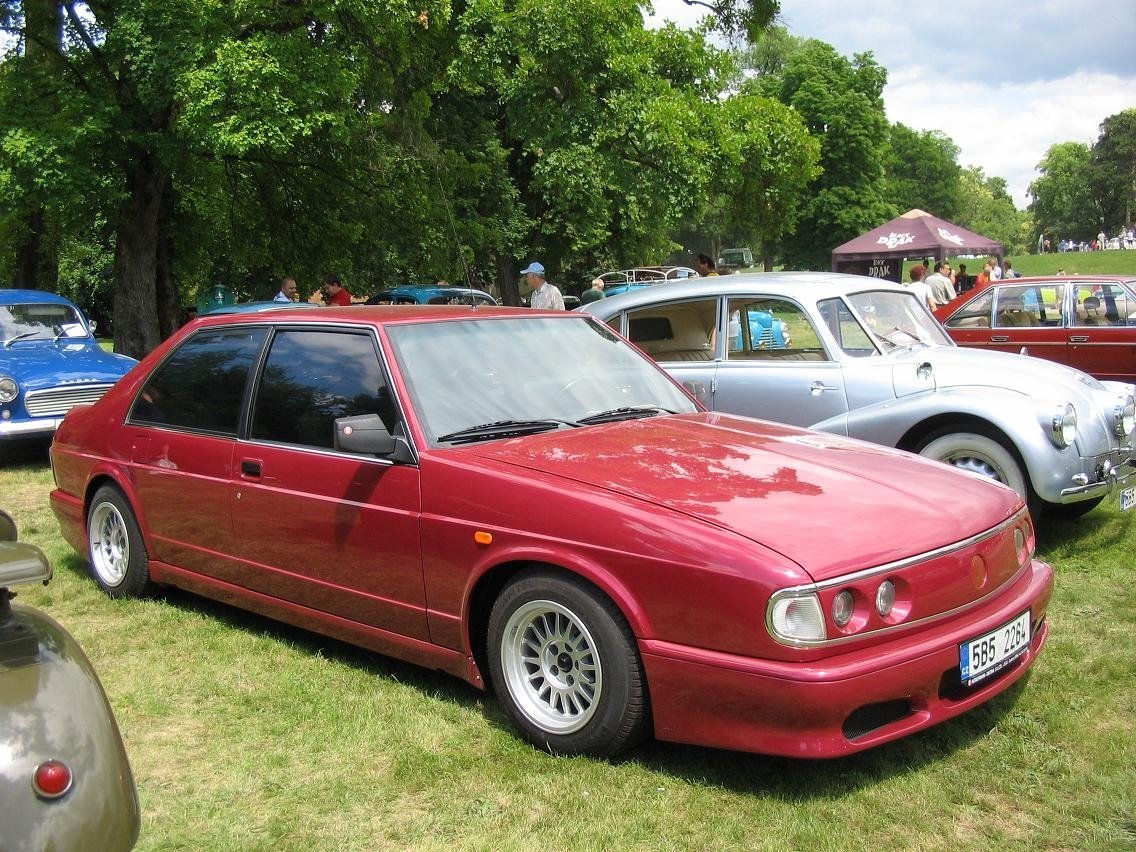 Tatra T700 (Седан 2 двери, 1996-1999)