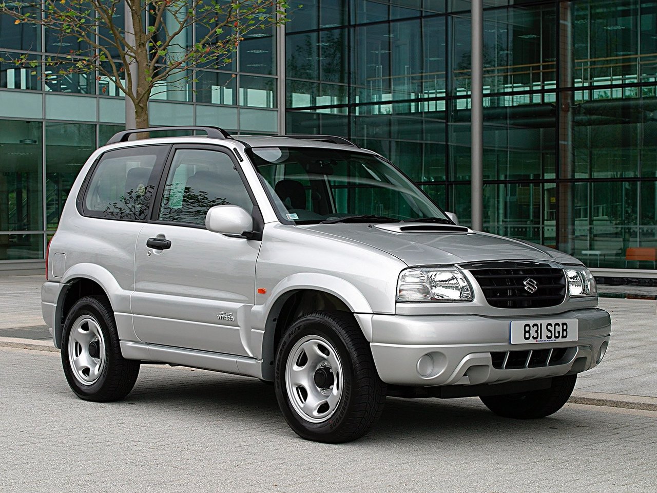 Suzuki Escudo II (Внедорожник 3 двери, 1997-2005)