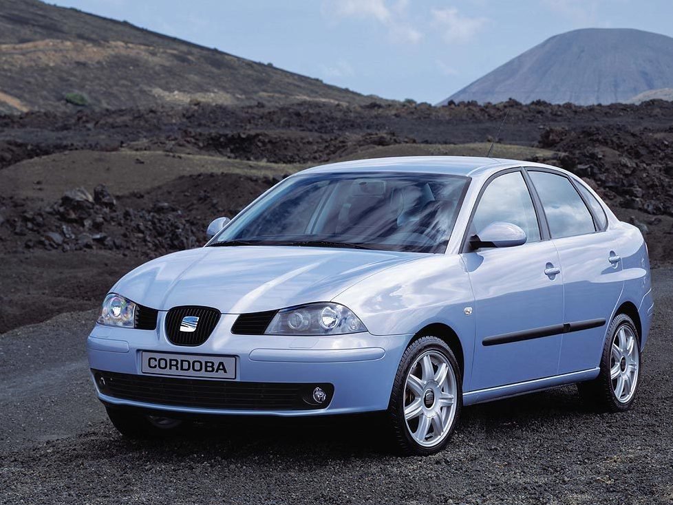 SEAT Cordoba II (Седан, 2003-2006)