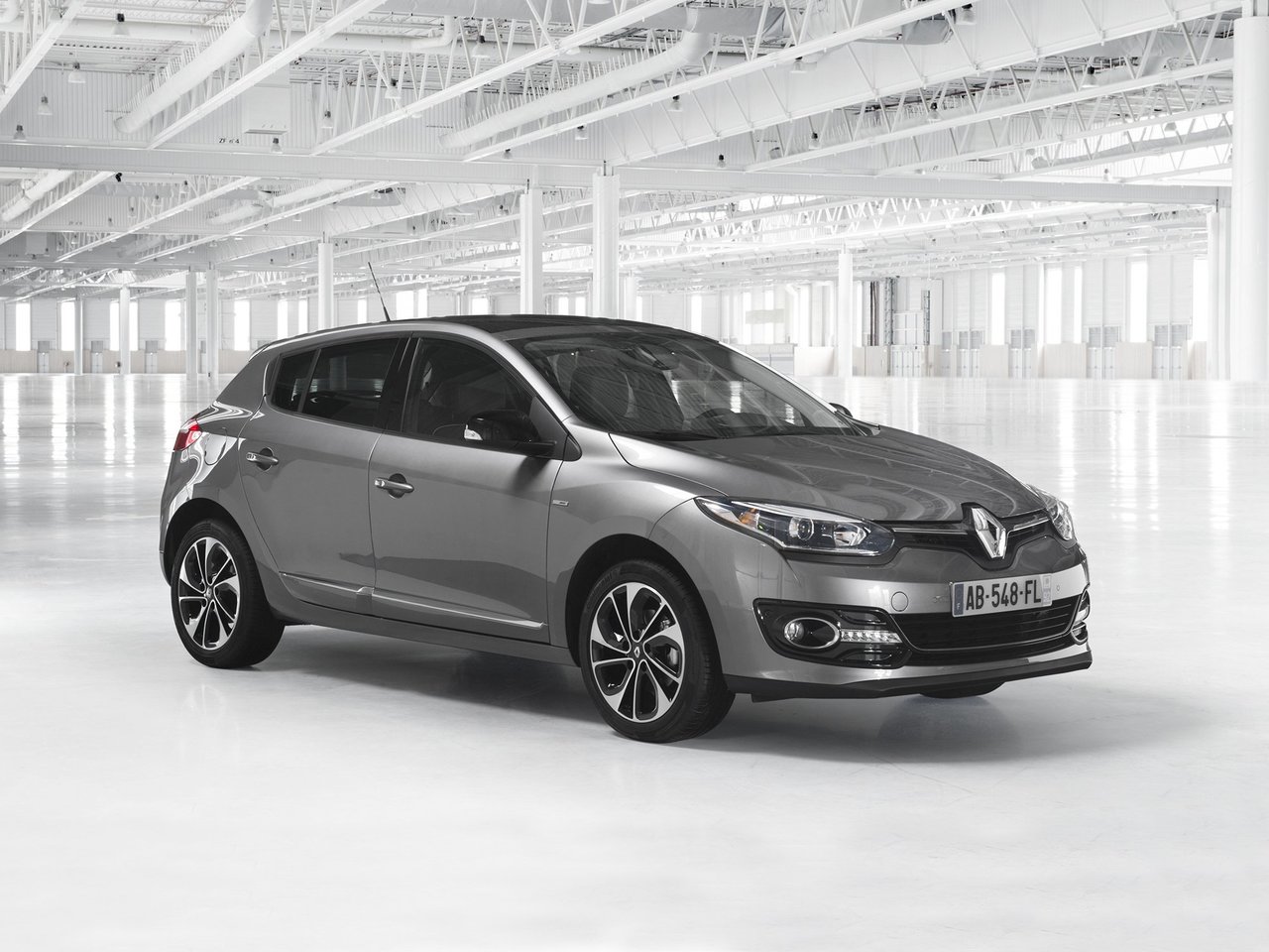 Renault Megane III Рестайлинг 2 (Хэтчбек 5 дверей, 2013-н.в.)