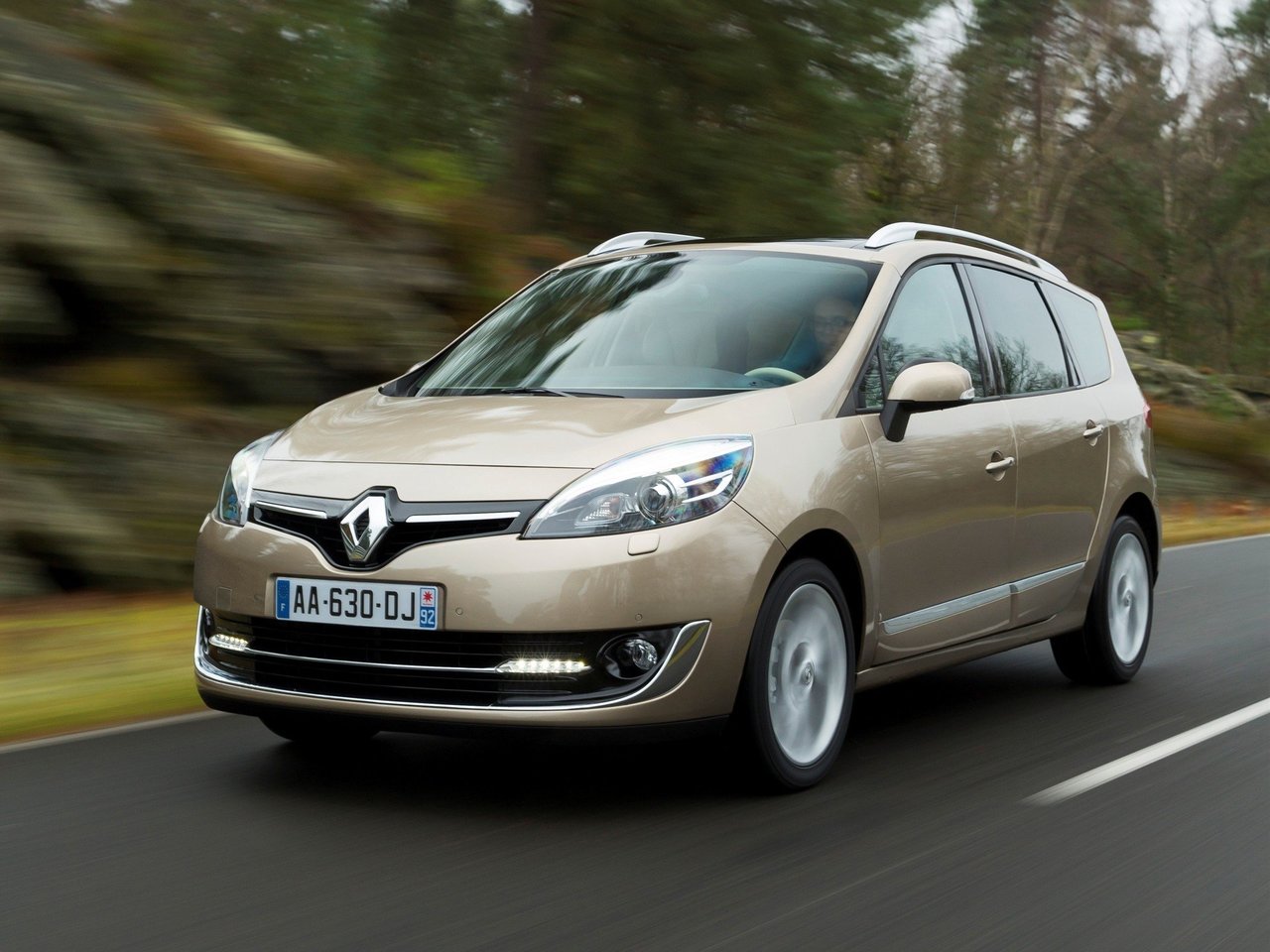Renault Scenic III Рестайлинг 2 (Компактвэн, 2013-н.в.)