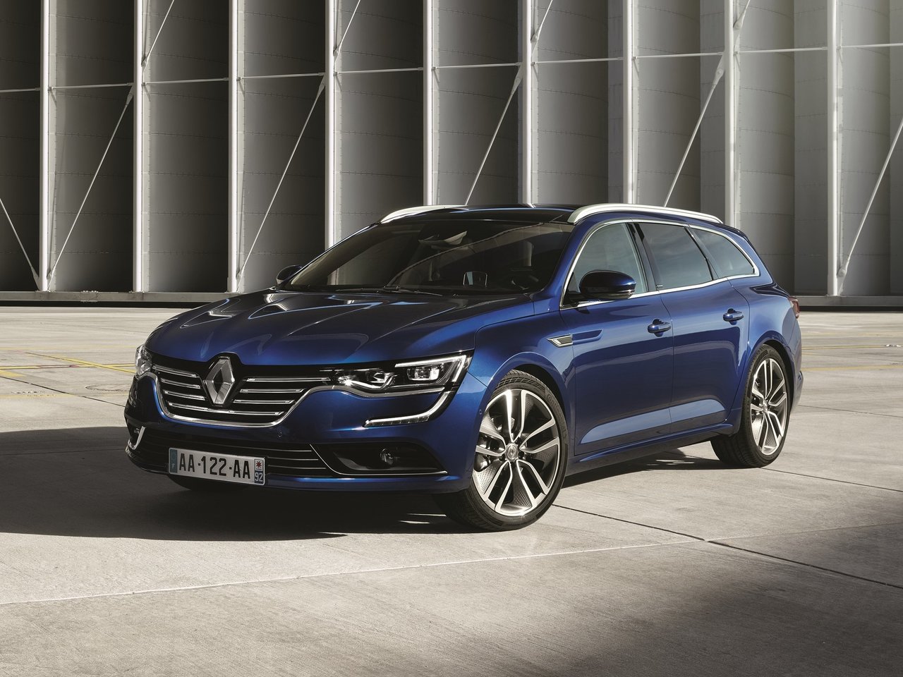 Renault Talisman (5-дверный универсал, 2015-2020)