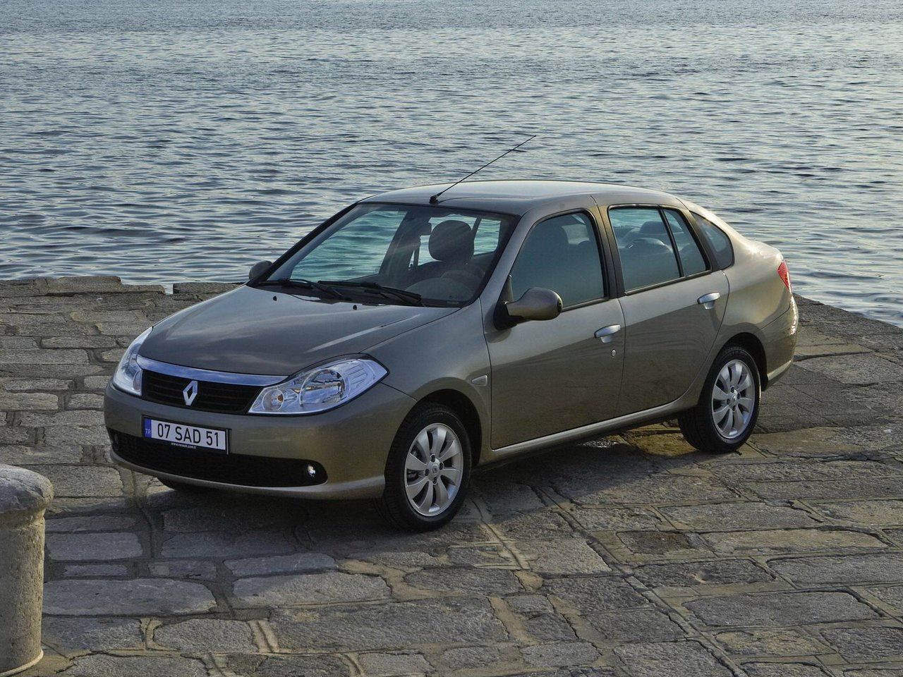 Renault Symbol ll (Седан, 2008-2012)