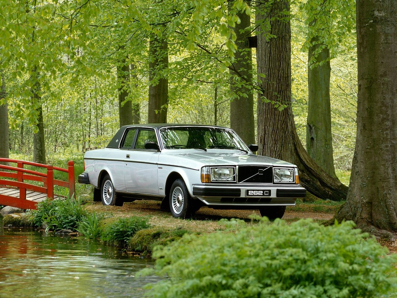 Volvo 260 Series (Седан 2 двери, 1974-1982)