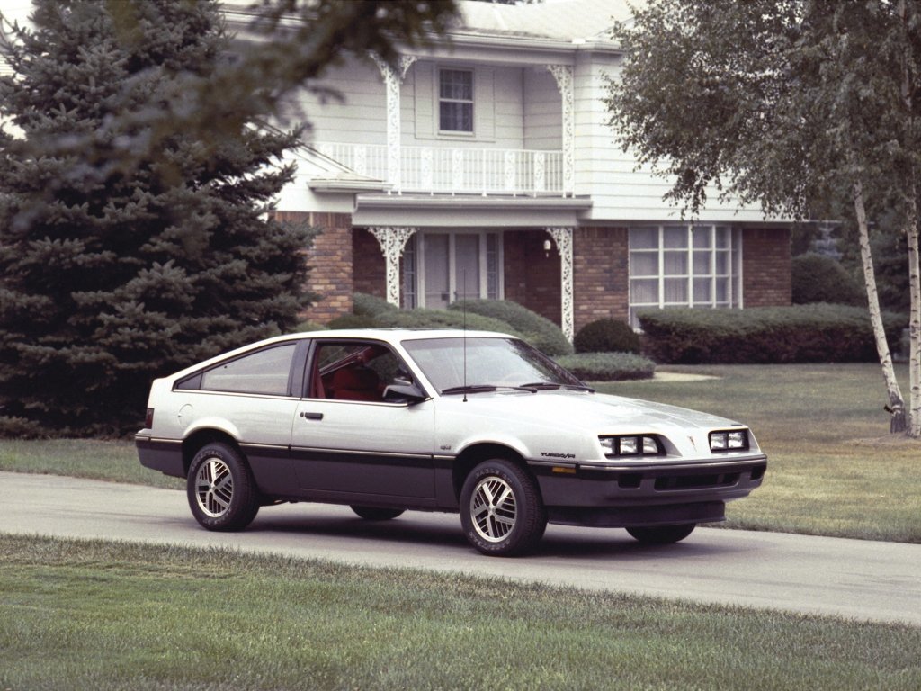 Pontiac Sunbird II (Купе, 1981-1988)