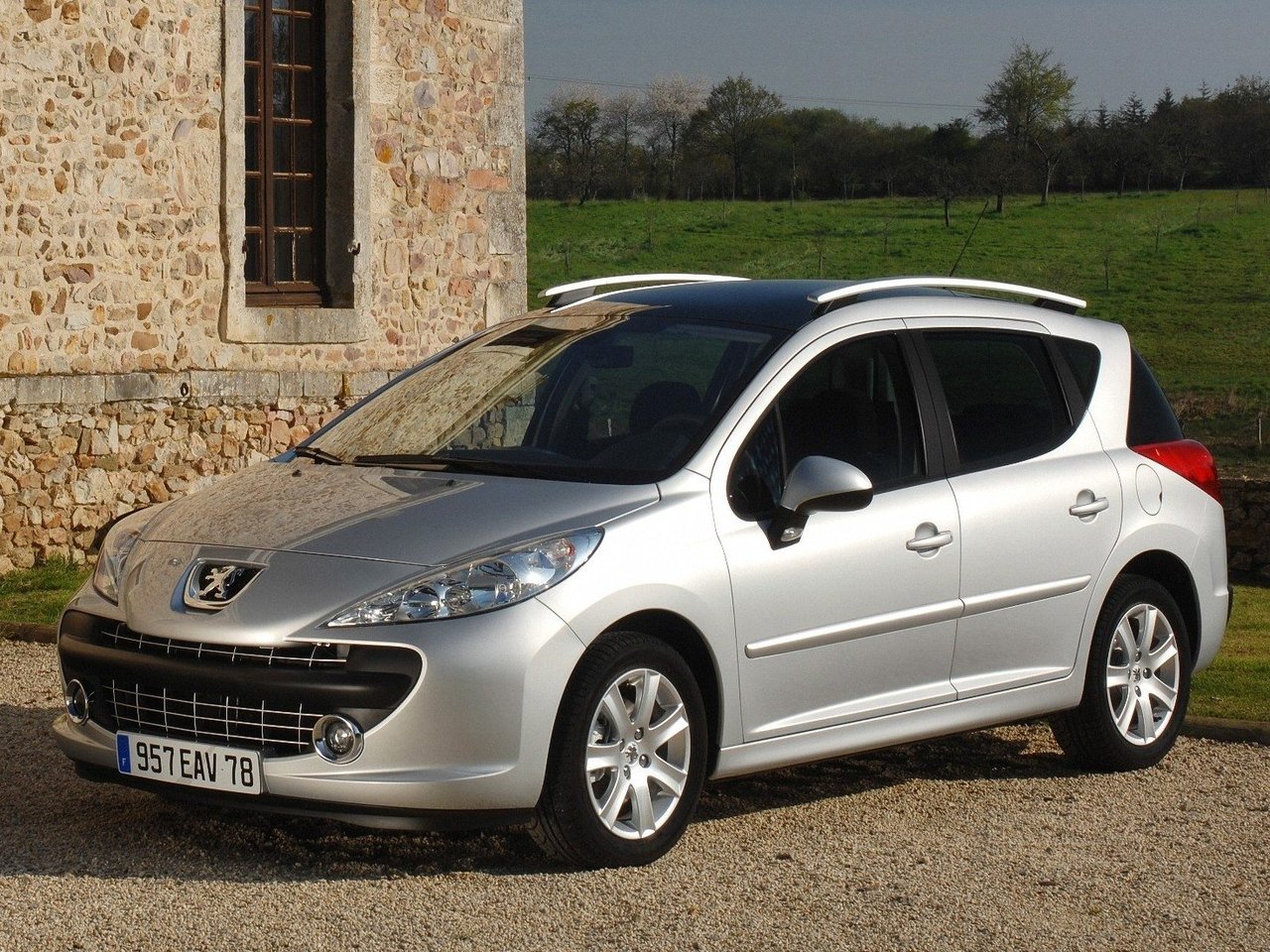 Peugeot 207 I (5-дверный универсал, 2006-н.в.)