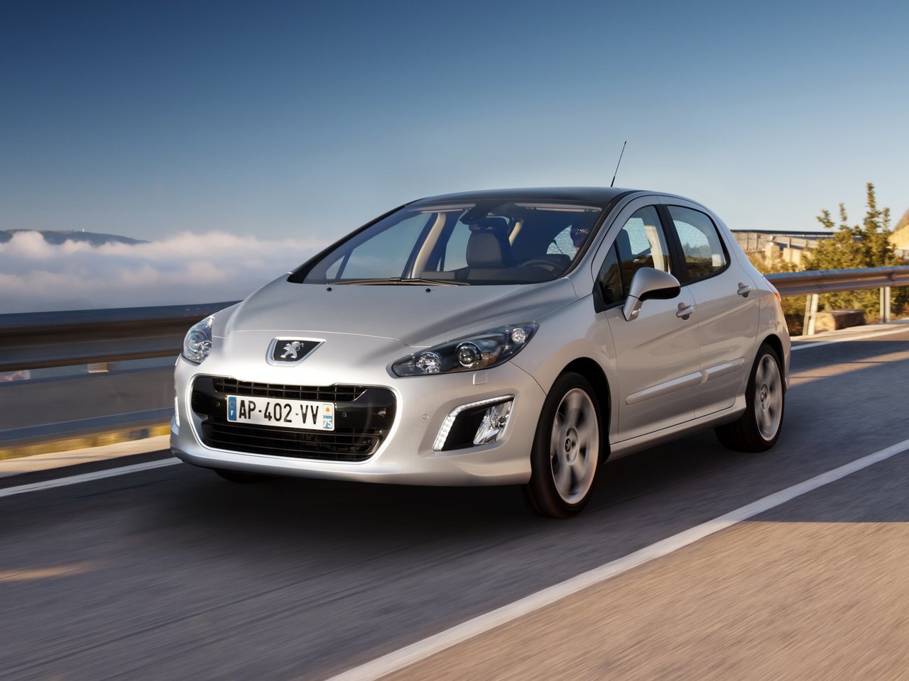 Peugeot 308 I Рестайлинг (Хэтчбек 5 дверей, 2011-н.в.)