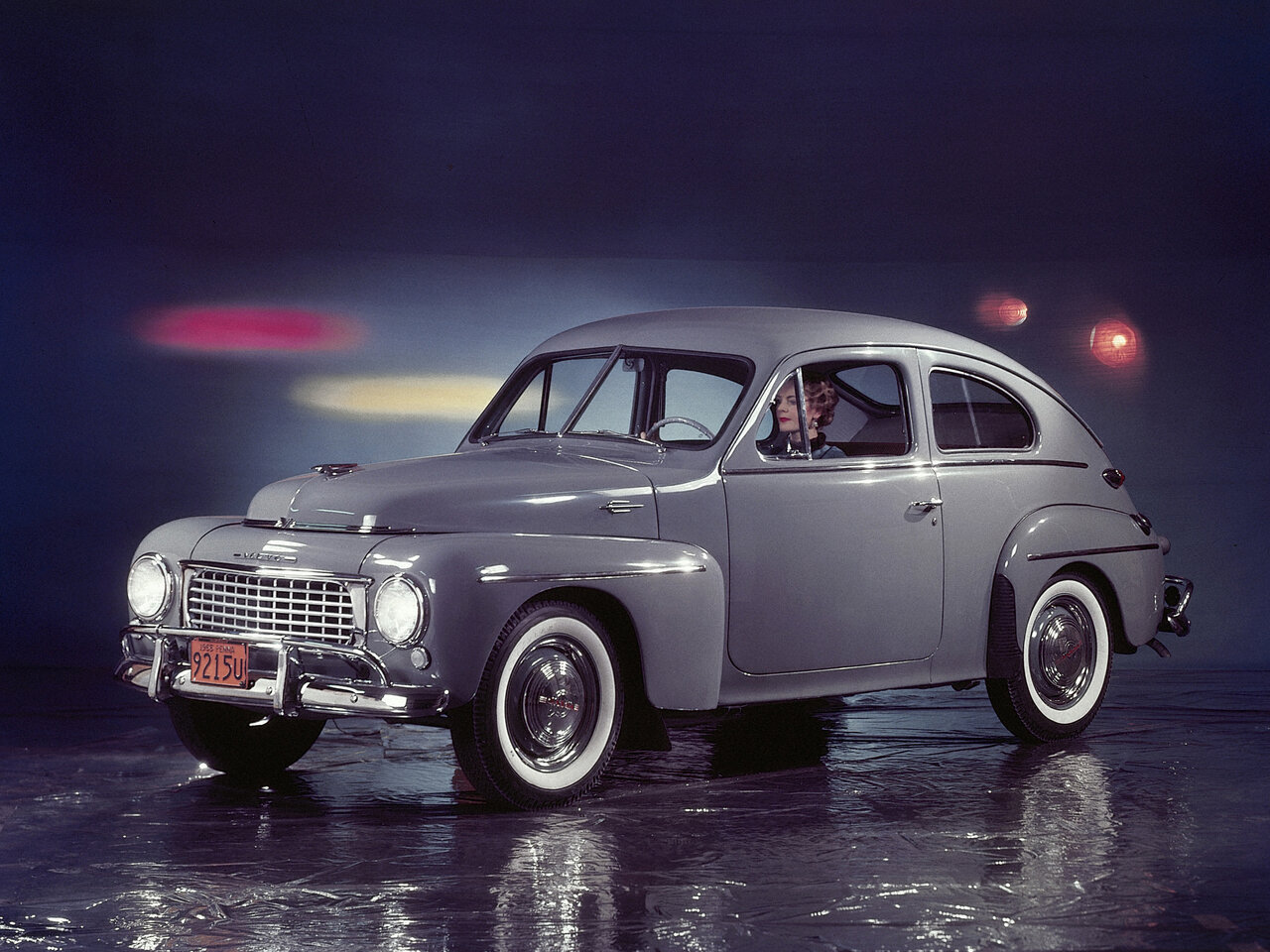 Volvo PV444 (Хэтчбек 3 двери, 1947-1958)