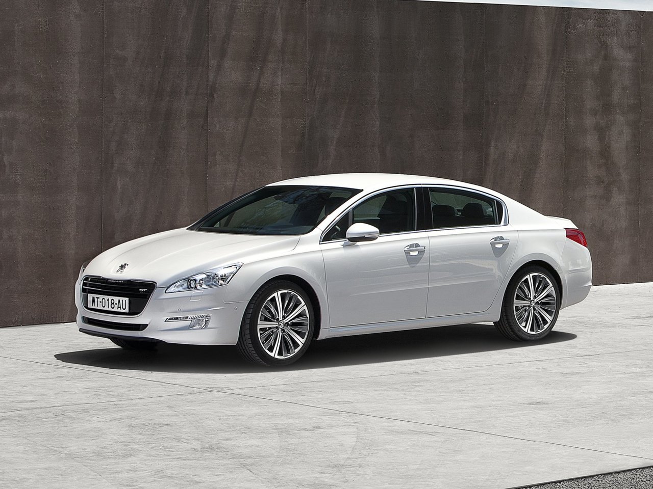Peugeot 508 I (Седан, 2011-2014)