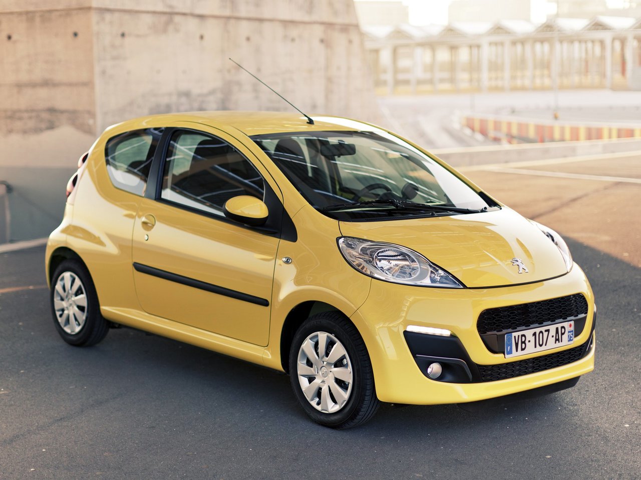 Peugeot 107 I Рестайлинг 2 (Хэтчбек 3 двери, 2012-2014)