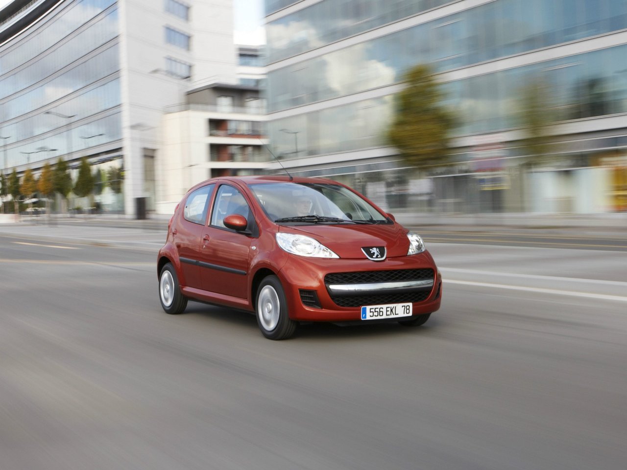 Peugeot 107 I Рестайлинг (Хэтчбек 5 дверей, 2009-2012)
