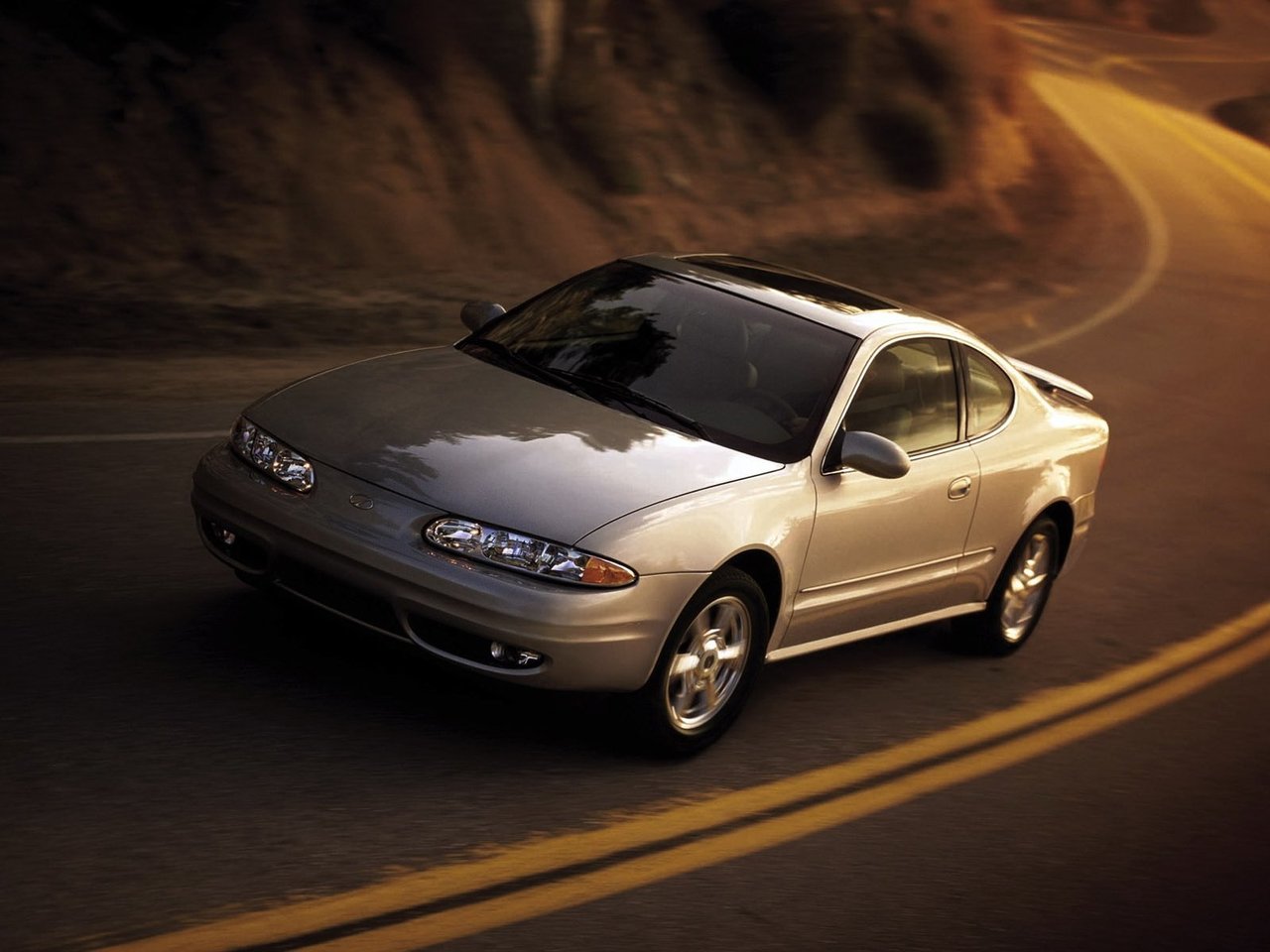 Oldsmobile Alero (Купе, 1999-2004)