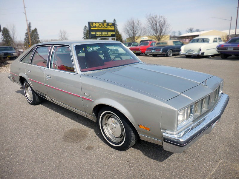 Oldsmobile Cutlass V (Фастбек, 1978-1988)