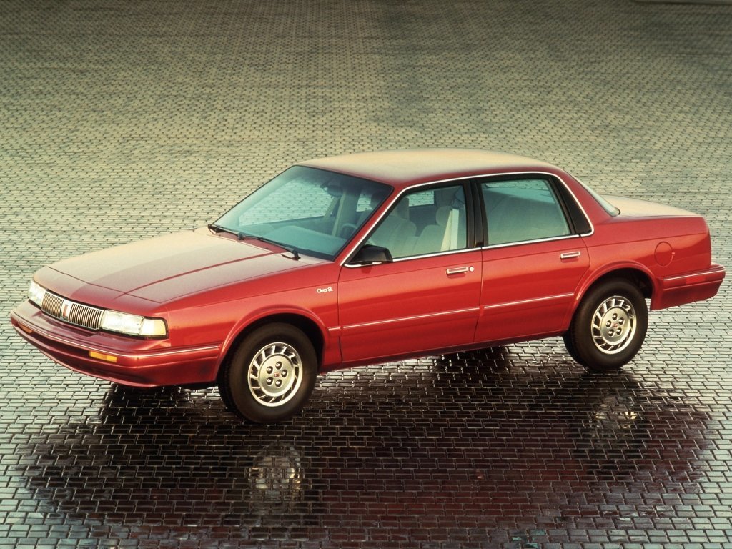 Oldsmobile Cutlass Ciera (Седан, 1981-1996)