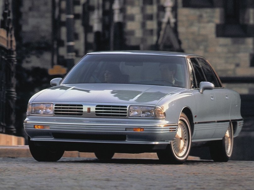 Oldsmobile Ninety-Eight XI (Седан, 1991-1996)