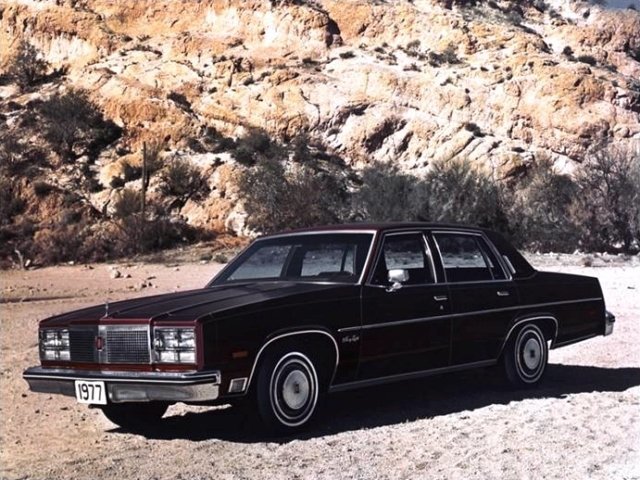 Oldsmobile Ninety-Eight IX (Седан, 1977-1984)