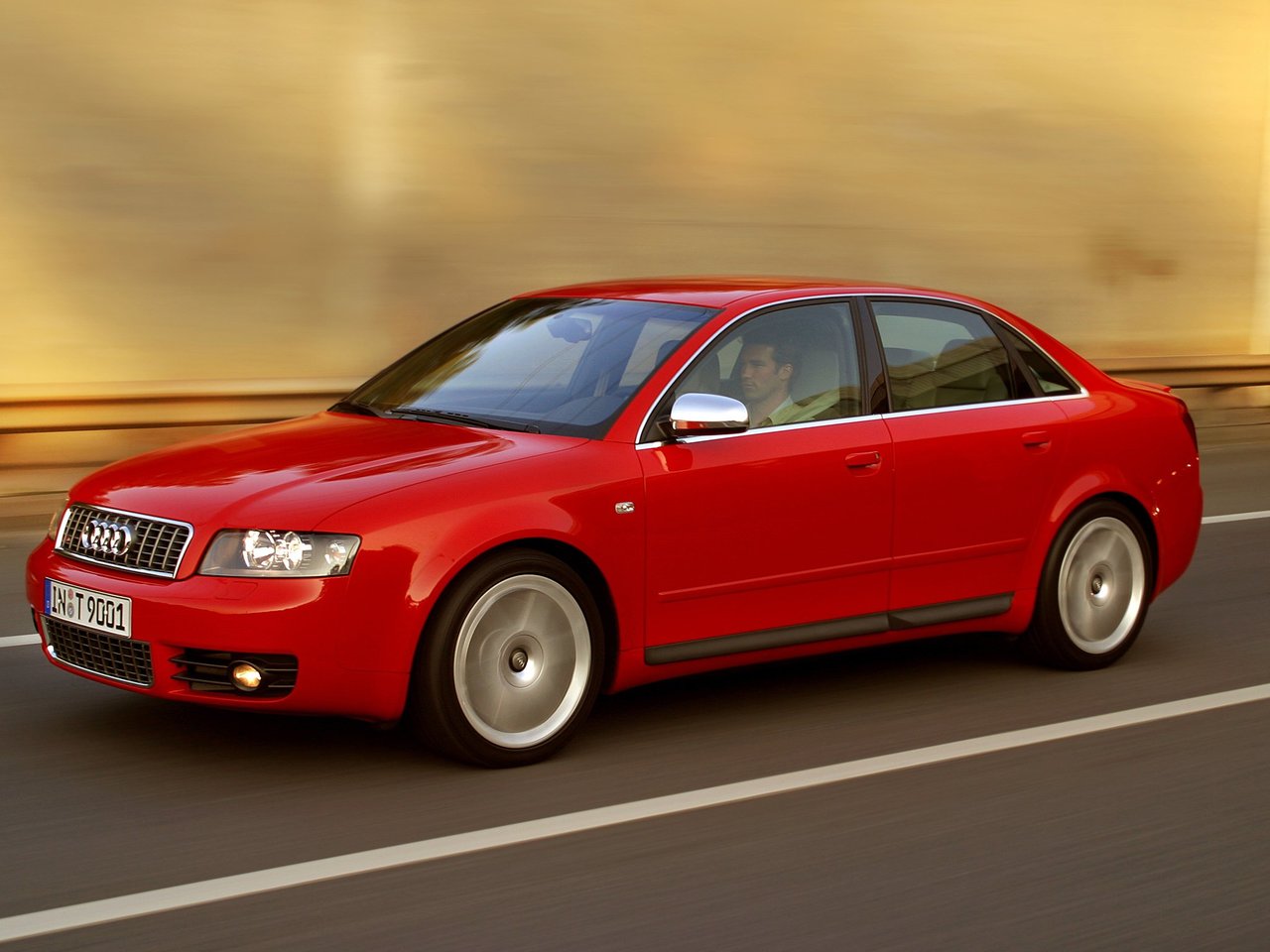 Audi S4 II B6 (Седан, 2002-2004)