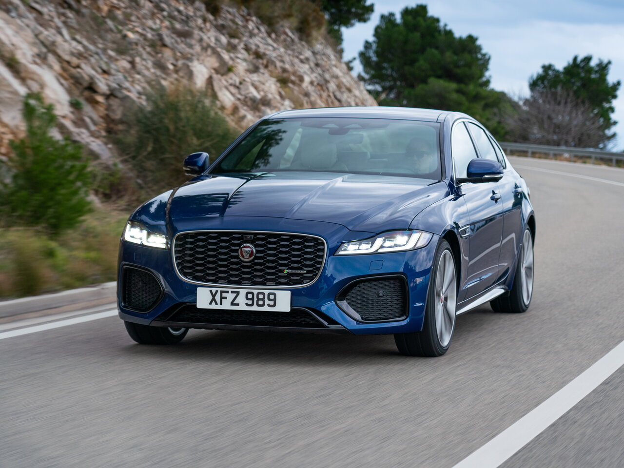 Jaguar XF II Рестайлинг (Седан, 2020-н.в.)