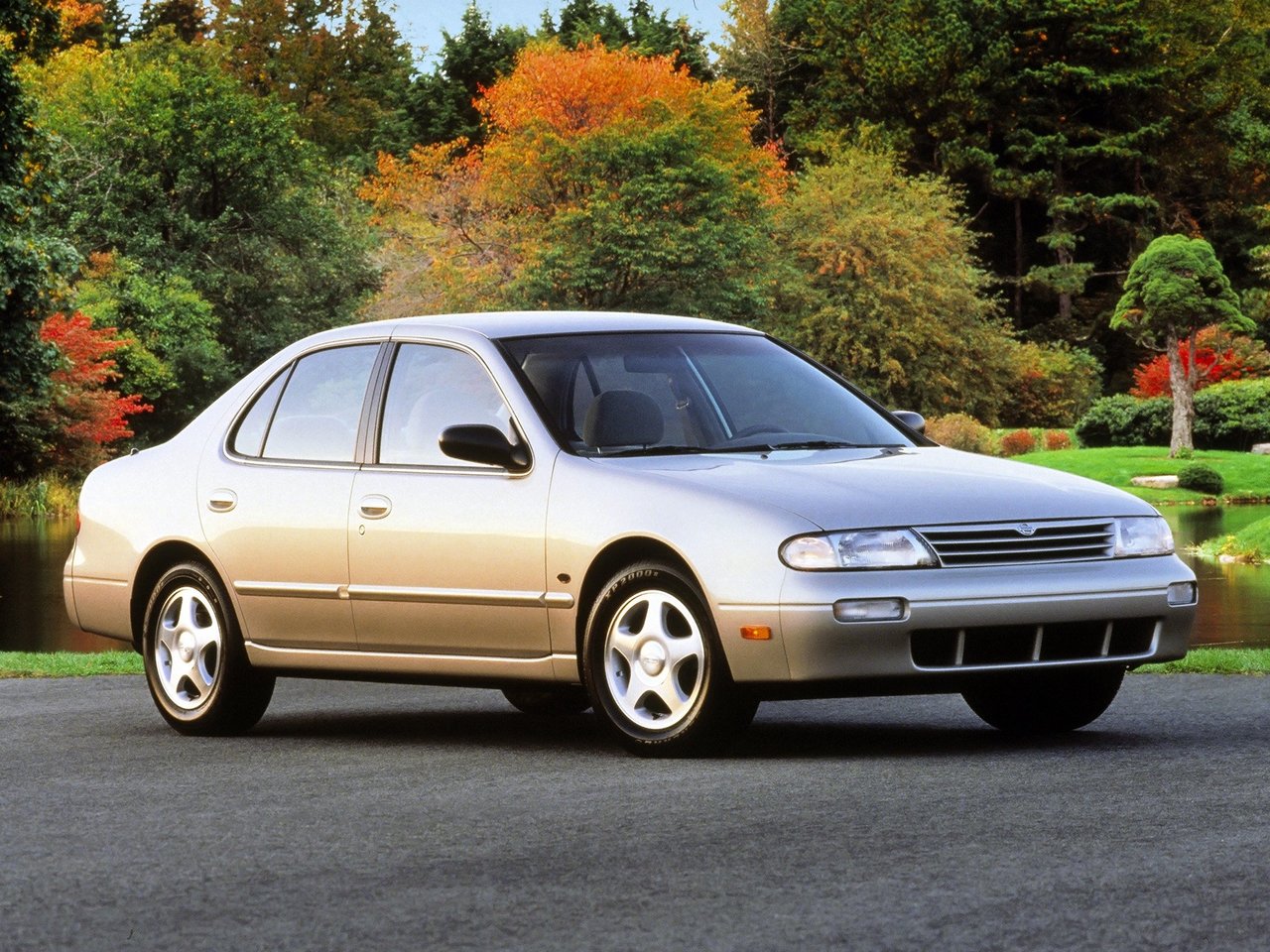 Nissan Altima II (Седан, 1998-2002)