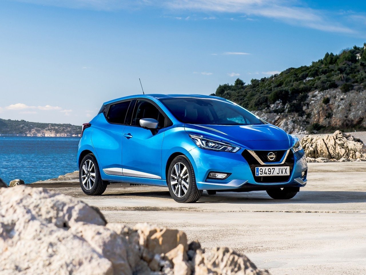 Nissan Micra V Рестайлинг (Хэтчбек 5 дверей, 2017-н.в.)
