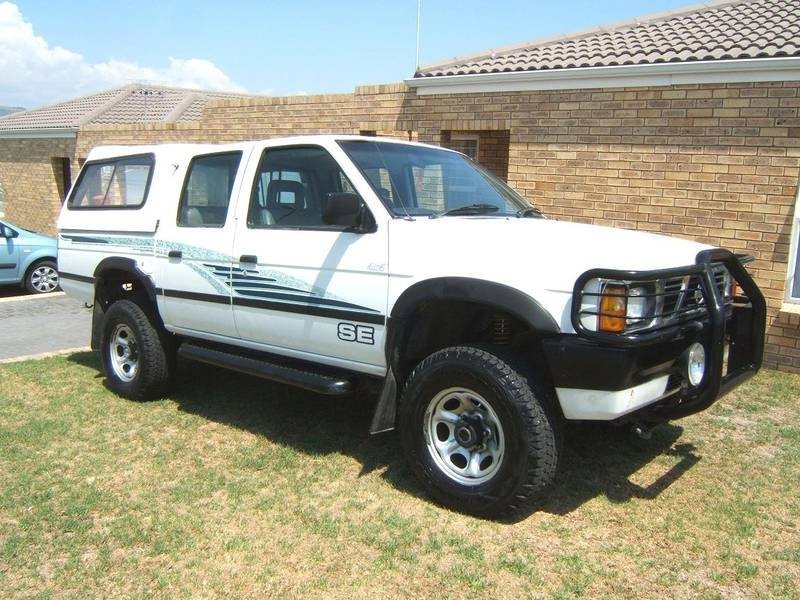 Nissan Navara Frontier I D21 (Пикап Двойная кабина, 1986-1998)